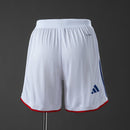 Pantalón corto hombre selección Japón temporada 2026 2027 color blanco versión jugador ajuste slim fit escudo termosellado calidad 1.1 oficial, Japón 2026, Pantalón corto Japón blanco, Short Japón versión jugador, JFA 2027, Ropa oficial Japón barata, Calidad 1.1 Japón, Mundial 2026, Tienda Hincha Futbolero, Japan White Player Shorts.