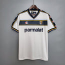 Camiseta hombre Parma AC temporada 2002 2003 primera equipación franjas amarillas y azules retro calidad 1.1 premium Serie A Tienda Hincha Futbolero. Parma 2002, Camiseta Parma retro, Ropa Serie A retro, Camiseta Parma gialloblù, Calidad 1.1 Parma, Adriano Parma Jersey, Tienda Hincha Futbolero, Parma Retro Jersey 2003.