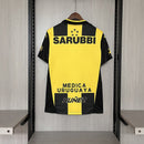 Camiseta hombre Peñarol temporada 2025 2026 primera equipación local listrada amarillo y negro escudo bordado calidad 1.1 oficial, Peñarol 2025, Camiseta Peñarol local, Peñarol 25/26, Camiseta Oro y Carbón, Camiseta barata Peñarol, Calidad 1.1 Uruguay, Fútbol Uruguayo 2026, Tienda Hincha Futbolero, Manya, Bloke Core Carbonero.