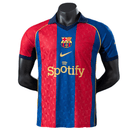 Polo del FC Barcelona edición especial temporada 2026 2027 versión jugador para hombre color azulgrana de Tienda Hincha Futbolero, Polo Barcelona edición especial, Camiseta Barcelona versión jugador 2026, Polo Barça coleccionista 2027, Ropa oficial del Barcelona azulgrana original, Comprar polo de hombre del Barcelona, Calidad premium FCB authentic, Ropa de fútbol premium slim fit, Ropa deportiva de lujo culé, Polo oficial Barcelona LaLiga.