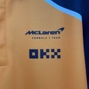 Polo hombre McLaren F1 Team temporada 2025 color naranja papaya logotipos patrocinadores calidad 1.1 premium Tienda Hincha Futbolero. Polo McLaren 2025, Ropa McLaren F1, Polo Lando Norris, Polo Oscar Piastri, McLaren Papaya Orange, Calidad 1.1 F1, Racing Core 2025, Tienda Hincha Futbolero, McLaren F1 Polo Shirt