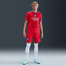 PSG 2026, Camiseta PSG roja, Versión jugador PSG, Camiseta T90 PSG, Ropa oficial PSG, Jersey PSG 25/26, PSG authentic rojo, Regalo fútbol hombre Paris, PSG Heat.RDY, Comprar camiseta barata, Tienda Hincha Futbolero.