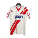 Rayo Vallecano retro, Camiseta Rayo 97/98, Camiseta clásica Rayo Vallecano, Ropa vintage fútbol, Camiseta franja roja, Regalo fútbol hombre Rayo, Camiseta Vallecas retro, Jersey Rayo vintage, Bloke Core kit, Comprar camiseta retro barata, Tienda Hincha Futbolero.