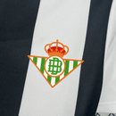 Camiseta hombre Real Betis entrenamiento temporada 2025 2026 color blanco y negro oficial fútbol bético Benito Villamarín técnica transpirable pro-dry.