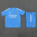 Real Madrid 2026 entrenamiento, Conjunto hombre Real Madrid, Camiseta azul Real Madrid, Pantalón azul Real Madrid, Ropa oficial Real Madrid, Kit entrenamiento fútbol hombre, Regalo fútbol hombre Real Madrid, Equipación Valdebebas, Comprar conjunto barato, Tienda Hincha Futbolero.