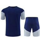 Conjunto hombre Real Madrid temporada 2026 2027 oficial camiseta y pantalón corto azul marino fútbol técnica transpirable entrenamiento galáctico Bernabéu