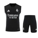 Real Madrid 2026, Conjunto entrenamiento Madrid, Camiseta sin mangas Real Madrid, Short entrenamiento Madrid, Ropa oficial Real Madrid, Jersey Madrid 25/26 negro, Regalo fútbol hombre Madrid, Kit entrenamiento galáctico, Bloke Core fitness, Comprar conjunto barato, Tienda Hincha Futbolero.