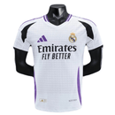 Camiseta hombre entrenamiento Real Madrid temporada 2025 2026 versión jugador blanca con detalles en púrpura escudo termosellado calidad 1.1 oficial, Real Madrid 2025, Camiseta entrenamiento Real Madrid, Real Madrid 25/26 blanca, Ropa Real Madrid barata, Camiseta blanca Madrid, Calidad 1.1 Real Madrid, Entrenamiento Valdebebas, Tienda Hincha Futbolero, Hala Madrid, Bloke Core Madrid.