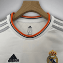 Conjunto infantil retro Real Madrid 2013 2014 primera equipación blanca calidad 1.1 premium época Cristiano Ronaldo la décima Champions oficial, Real Madrid infantil retro, Conjunto niño Madrid 2014 blanco, Ropa Real Madrid niños retro, Equipación Madrid junior 13/14, Calidad 1.1 infantil, Tienda Hincha Futbolero, Regalo niño Real Madrid fútbol, Camiseta blanca Madrid niño retro, Madrid Kids Retro 2013.
