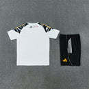 Real Madrid Marvel, Conjunto Madrid 2026, Entrenamiento Real Madrid blanco, Ropa Madrid barata, Kit Real Madrid Marvel, Calidad 1.1 Madrid, Nueva colección 2027, Regalo fútbol hombre, Tienda Hincha Futbolero, Hala Madrid.
