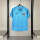 Santos FC 2026, Camiseta Santos azul, Ropa oficial Santos FC, Camiseta Santos 25/26, Jersey Santos oficial, Regalo fútbol hombre Santos, Camiseta azul Peixe, Equipación Vila Belmiro 2026, Santos lifestyle kit, Comprar camiseta Santos barata.