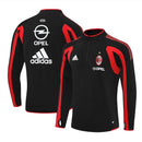 Sudadera hombre AC Milan temporada 2005 2006 entrenamiento negra detalles rojos retro calidad 1.1 premium rossonero estilo Kaká Pirlo. AC Milan 2005, Sudadera AC Milan negra, Ropa AC Milan retro, Entrenamiento Milan 05/06, Calidad 1.1 AC Milan, Rossonero Vintage Gear, Tienda Hincha Futbolero, AC Milan Black Retro Sweatshirt.