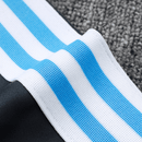 Sudadera hombre selección Argentina temporada 2025 2026 color gris oscuro oficial fútbol AFA técnica transpirable entrenamiento mundial 3 estrellas.