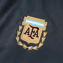 Sudadera hombre selección Argentina temporada 2025 2026 color gris oscuro oficial fútbol AFA técnica transpirable entrenamiento mundial 3 estrellas.