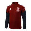 Sudadera hombre Arsenal FC temporada 2025 2026 color rojo oficial fútbol técnica transpirable entrenamiento urbana gunners roja.