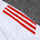 Bayern Munich 2025, Sudadera Bayern 25/26, Entrenamiento Bayern, Ropa Bayern blanca, Jersey entrenamiento Alemania, Sudadera fútbol barata, Calidad 1.1 Bayern, Nueva colección Bundesliga, Regalo fútbol hombre, Tienda Hincha Futbolero.