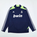 Sudadera hombre Real Madrid temporada 2012 2013 entrenamiento azul marino detalles celestes retro calidad 1.1 premium madridista 110 años. Real Madrid 2012, Sudadera Real Madrid azul, Sudadera Madrid navy, Ropa Real Madrid retro, Entrenamiento Madrid 12/13, Calidad 1.1 Real Madrid, Madridista Navy Gear, Tienda Hincha Futbolero, Real Madrid Navy Vintage.
