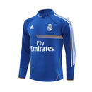 Sudadera hombre Real Madrid temporada 2013 2014 entrenamiento azul retro calidad 1.1 premium madridista el año de la décima. Real Madrid 2013, Sudadera Real Madrid azul, Ropa Real Madrid retro, Entrenamiento Madrid 13/14, Calidad 1.1 Real Madrid, La Décima Gear, Tienda Hincha Futbolero, Real Madrid Blue Vintage Sweatshirt.
