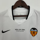 Camiseta oficial del Valencia CF primera equipación temporada 2003 2004 retro para hombre de Tienda Hincha Futbolero, Camiseta Valencia retro, Valencia CF 03/04, Ropa Valencia vintage, Comprar camiseta Valencia histórica, Doblete Valencia, Mestalla, Camisetas fútbol retro, Retro Valencia 2004, Historia Valencia CF, Colección Valencia.